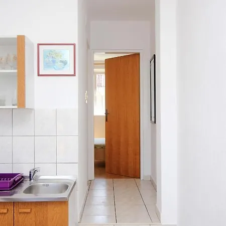 Apartman Apartments With Parking Space Trpanj, Peljesac - 10083 Trpanj