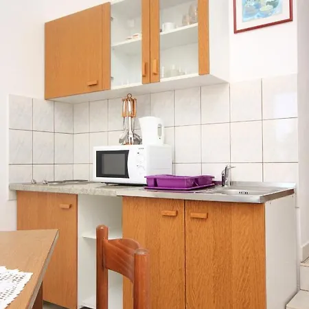 Apartments With Parking Space Trpanj, Peljesac - 10083 *