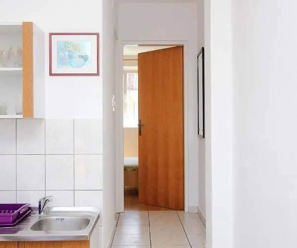 Apartamento With Parking Space - Peljesac - 10083 Trpanj