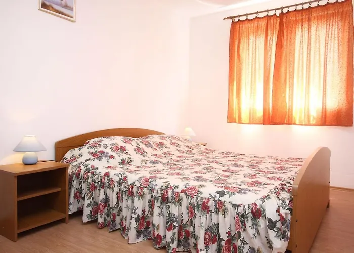 Apartamento With Parking Space - Peljesac - 10083 Trpanj