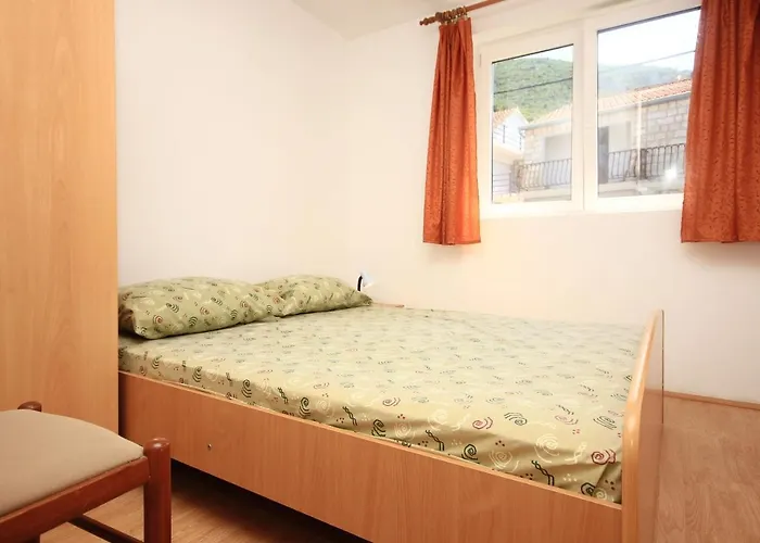 Apartamento With Parking Space - Peljesac - 10083